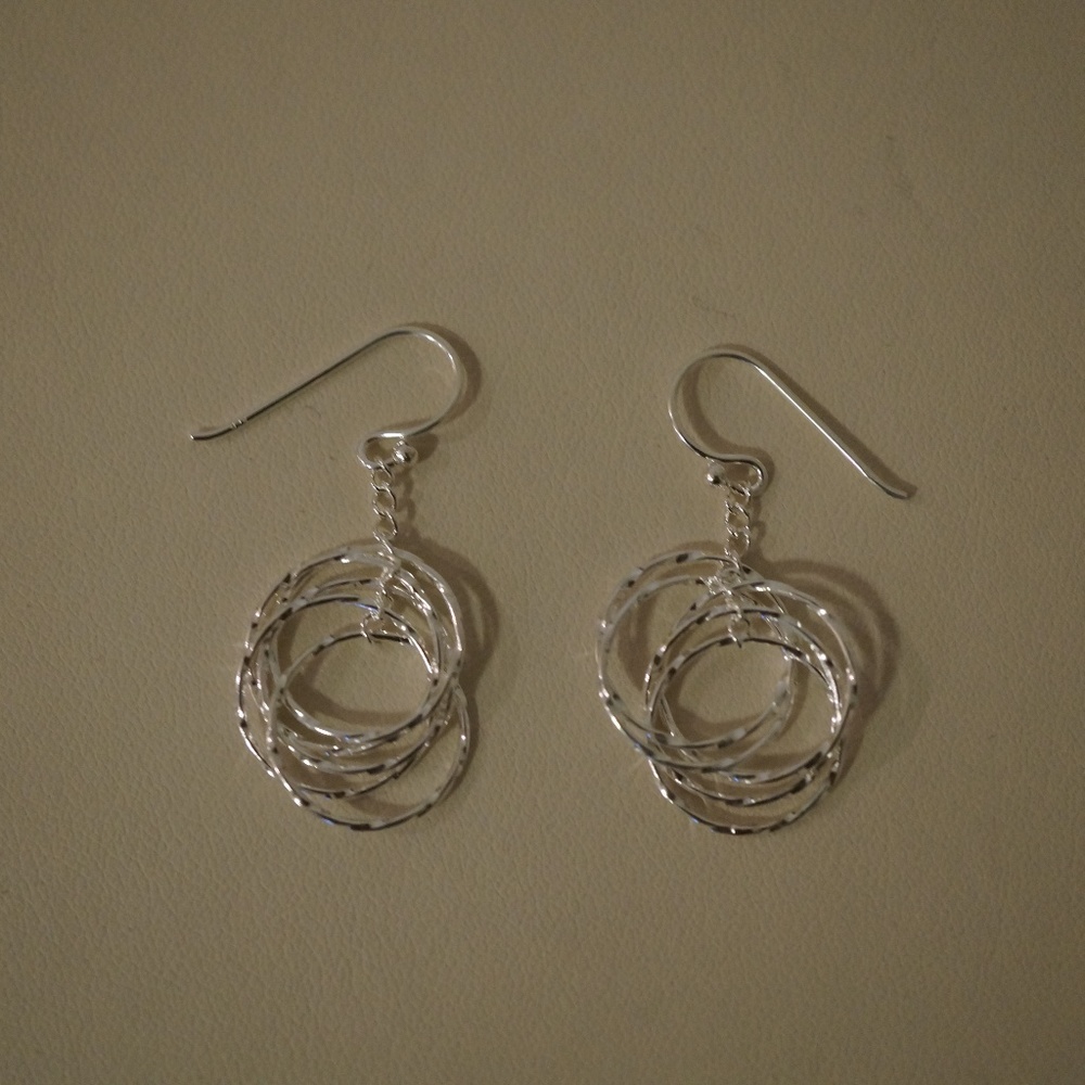 .925 Sterling Silver Fancy Circle Earrings - Picture 3 of 4